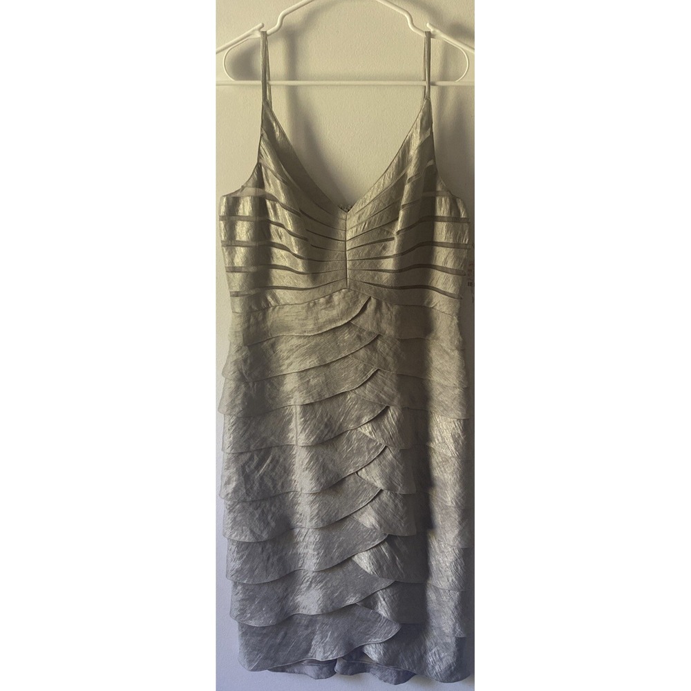 Adrianna Papell Gray  Sleeveless Tiered Dress Gown Size 10 Mother of Bride/Groom